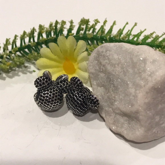 Mickey & Minnie Pandora Charms - Picture 3 of 4